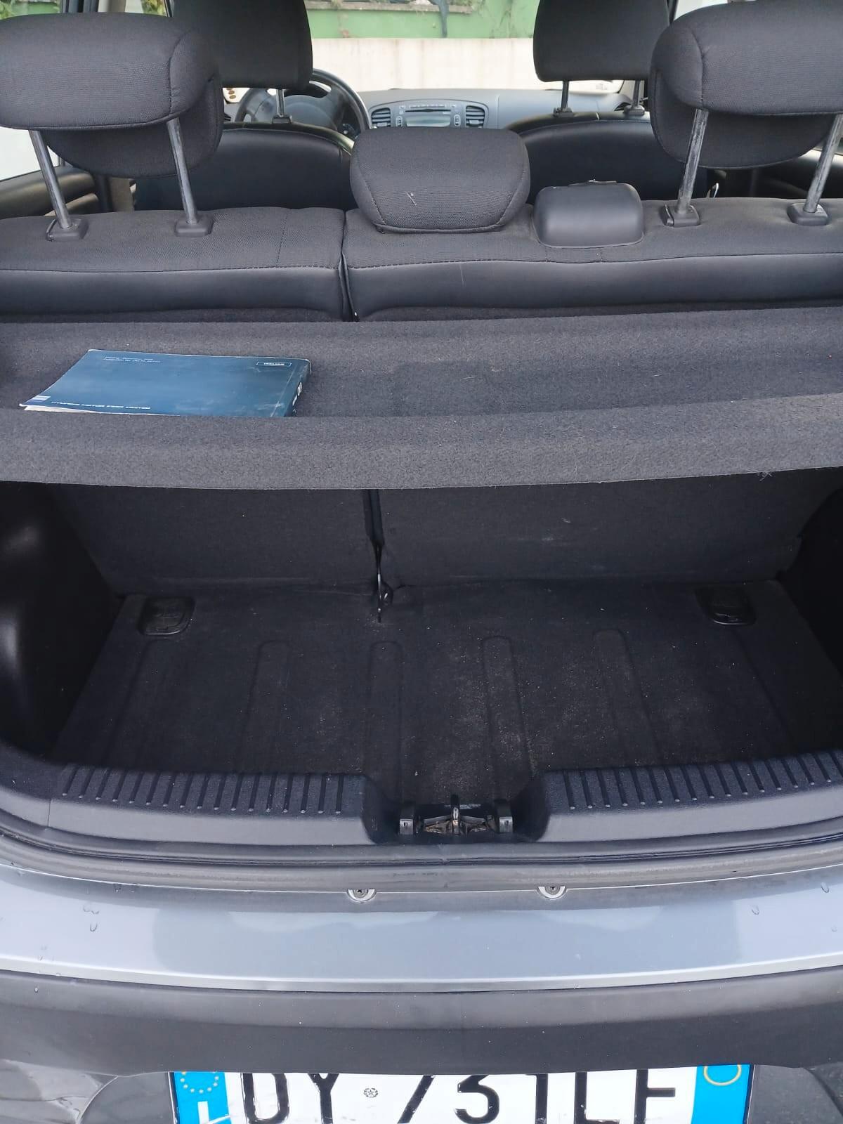 Hyundai i10 1.1 12V BlueDrive GPL Style