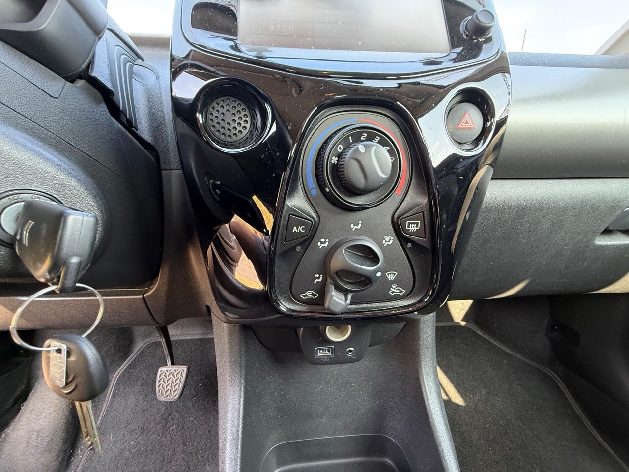 Citroen C1 VTi 68 ETG 5 porte Feel AUTOMATICA