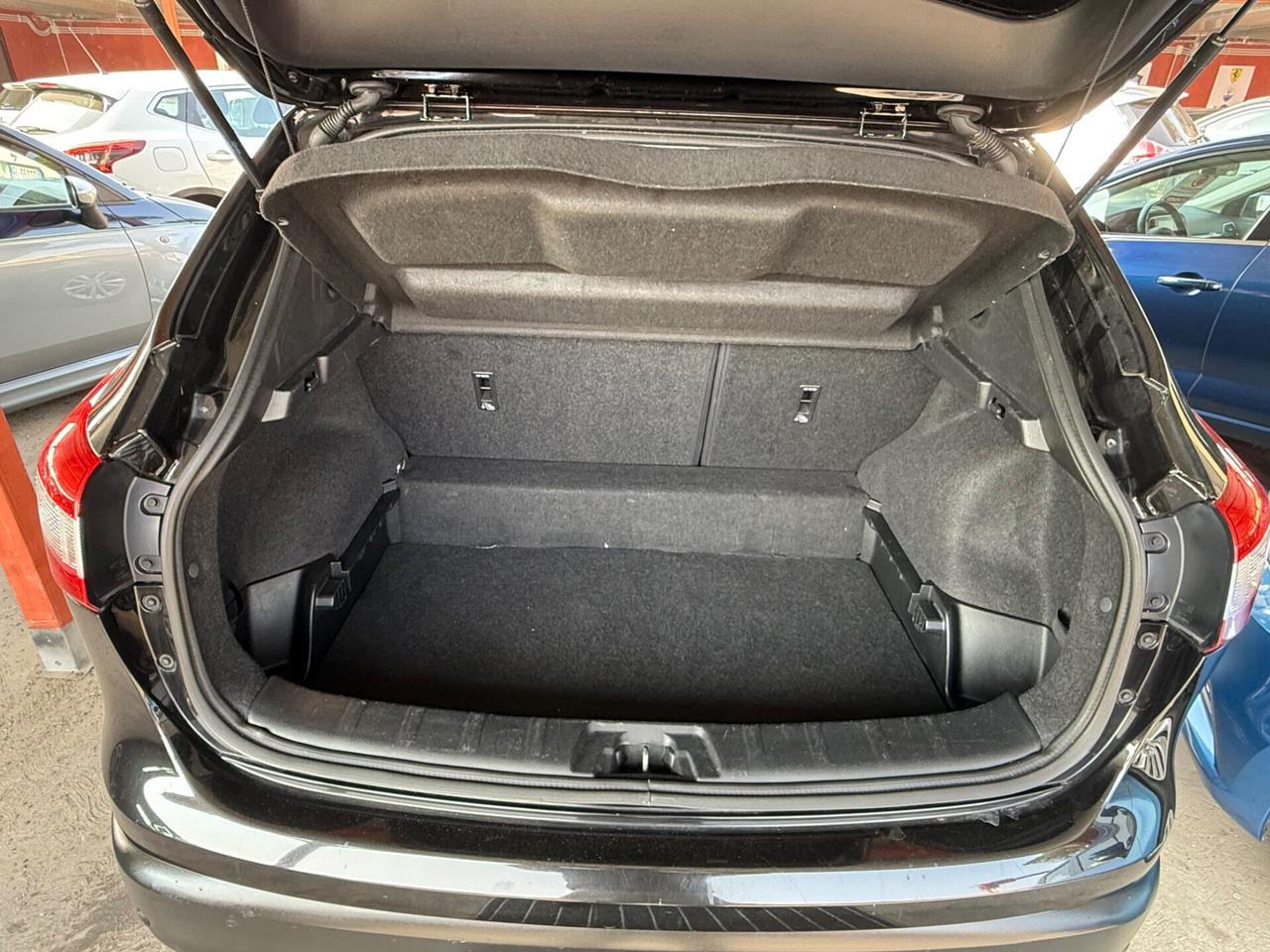 Qashqai 1.5 dCi Tekna-unipro-rate-garanzia