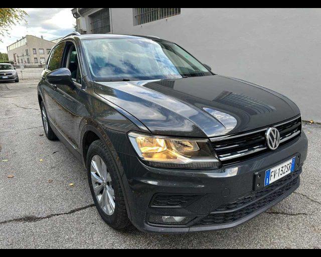 VOLKSWAGEN Tiguan 2.0 TDI SCR DSG Business BlueMotion Technology