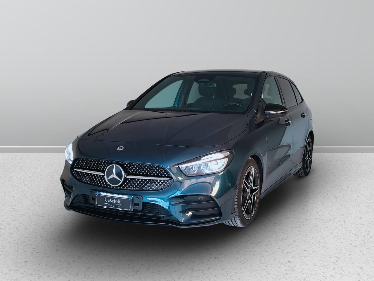 Mercedes-Benz Classe B - W247 2023 - B 180 d AMG Line Advanced Plus auto