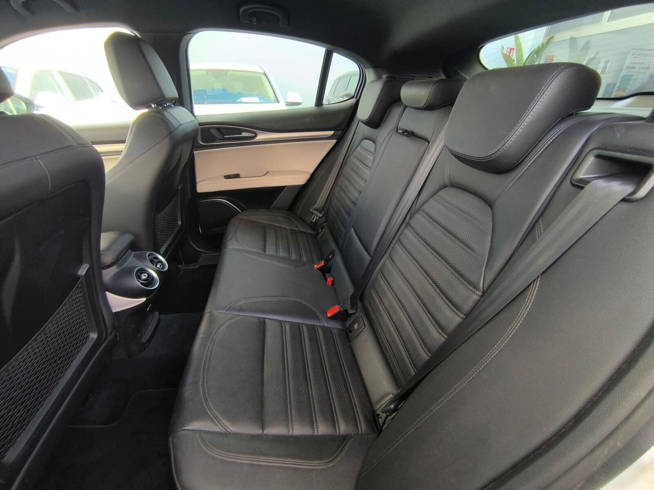 Alfa Romeo Stelvio 2.2CC 210CV AT8 Q4 Veloce 2020