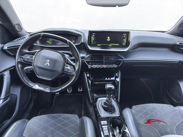 PEUGEOT 2008 PureTech 130 S&S GT