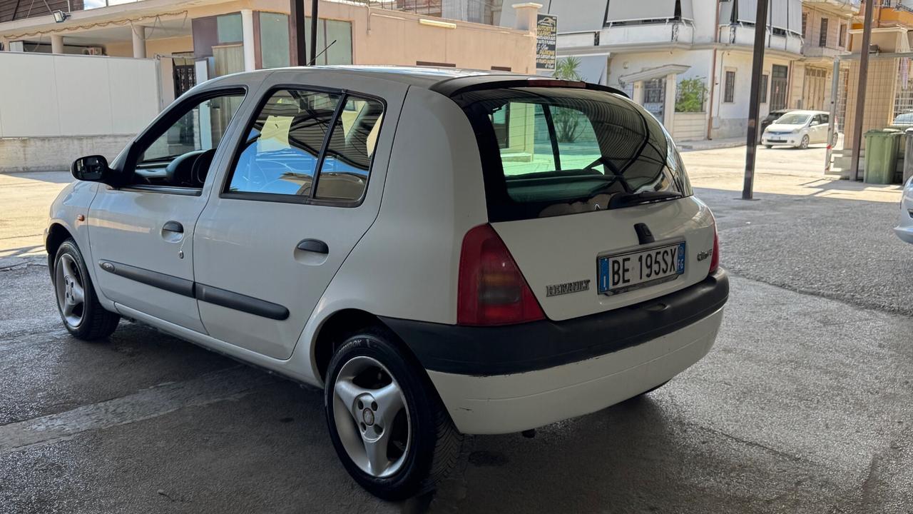 Renault Clio 1.2 cat 5 porte RT-1999