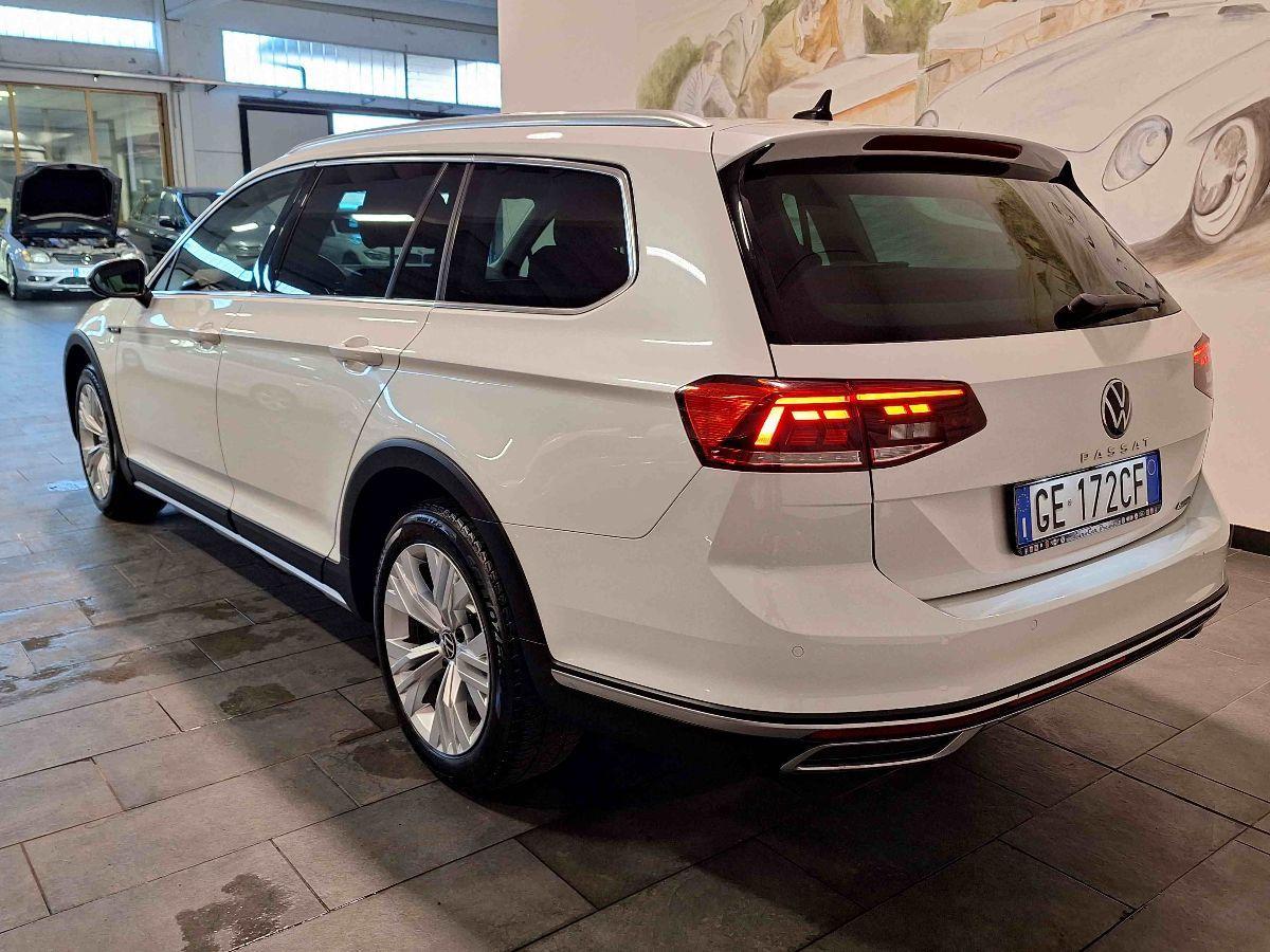 VOLKSWAGEN Passat Alltrack 2.0 tdi 4motion 200cv dsg - UNICO PROPR - GAR.24MESI