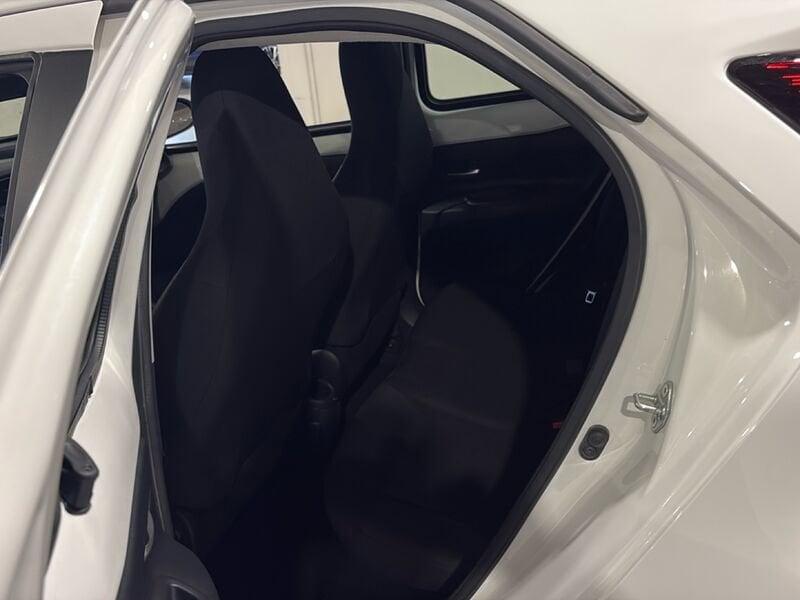 Toyota Aygo X 1.0B (72 CV) Active