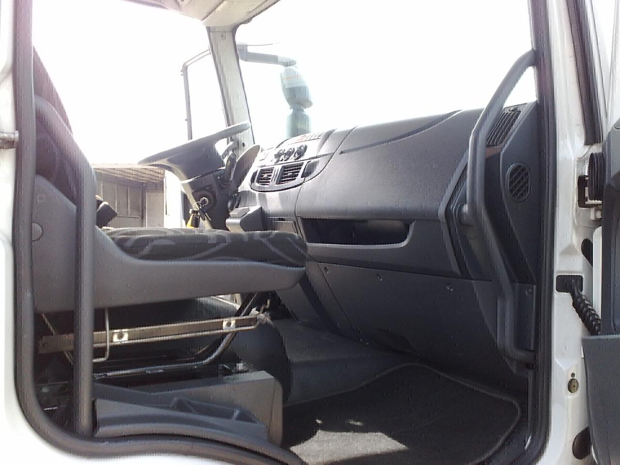 Iveco 120E25 CENTINA ALZA-ABBASSA - 2010