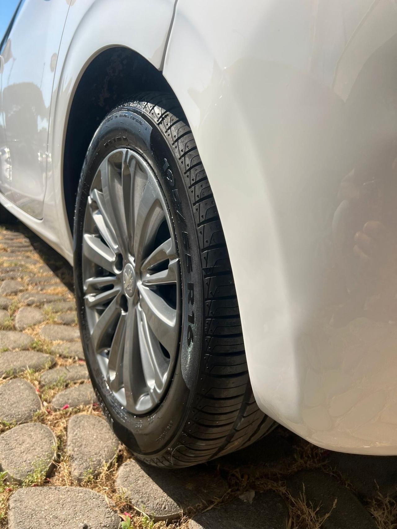 Peugeot 208 PureTech 68 5 porte Access