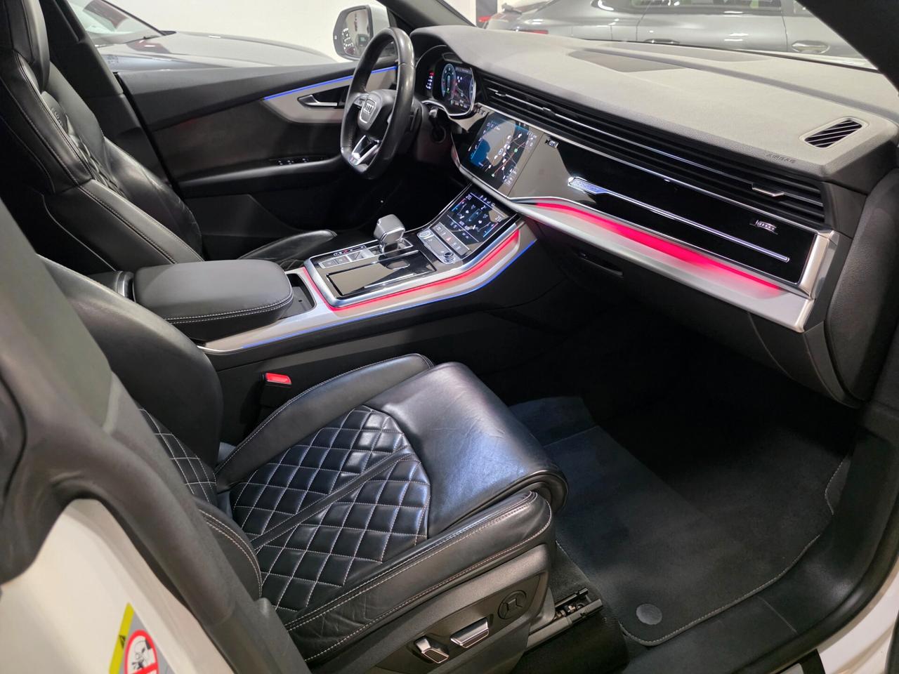 Audi Q8 50 TDI 286 CV quattro tiptronic Sport