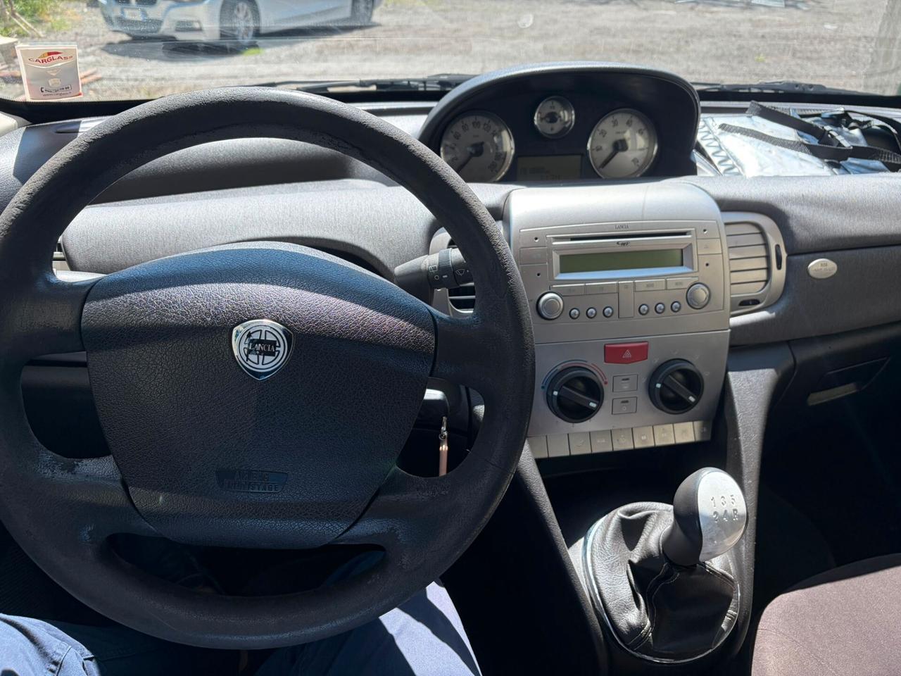 Lancia Ypsilon 1.3 MJT 90 CV Platino