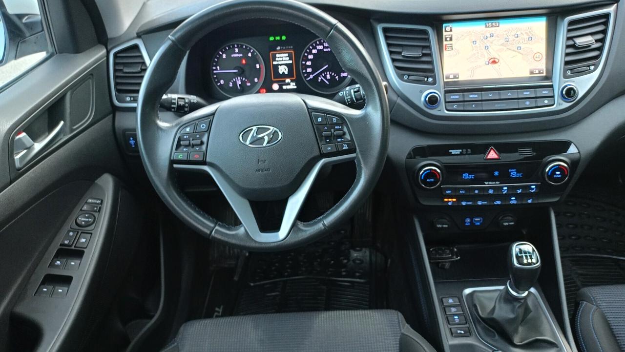 Hyundai TUCSON 1.7 CRDi 2WD Xpossible