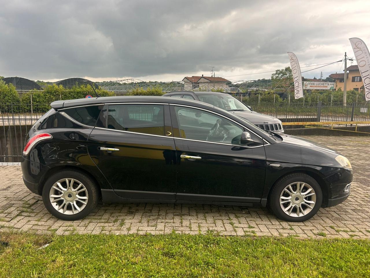 Lancia Delta 1.6 MJTdpf platino 120 cv