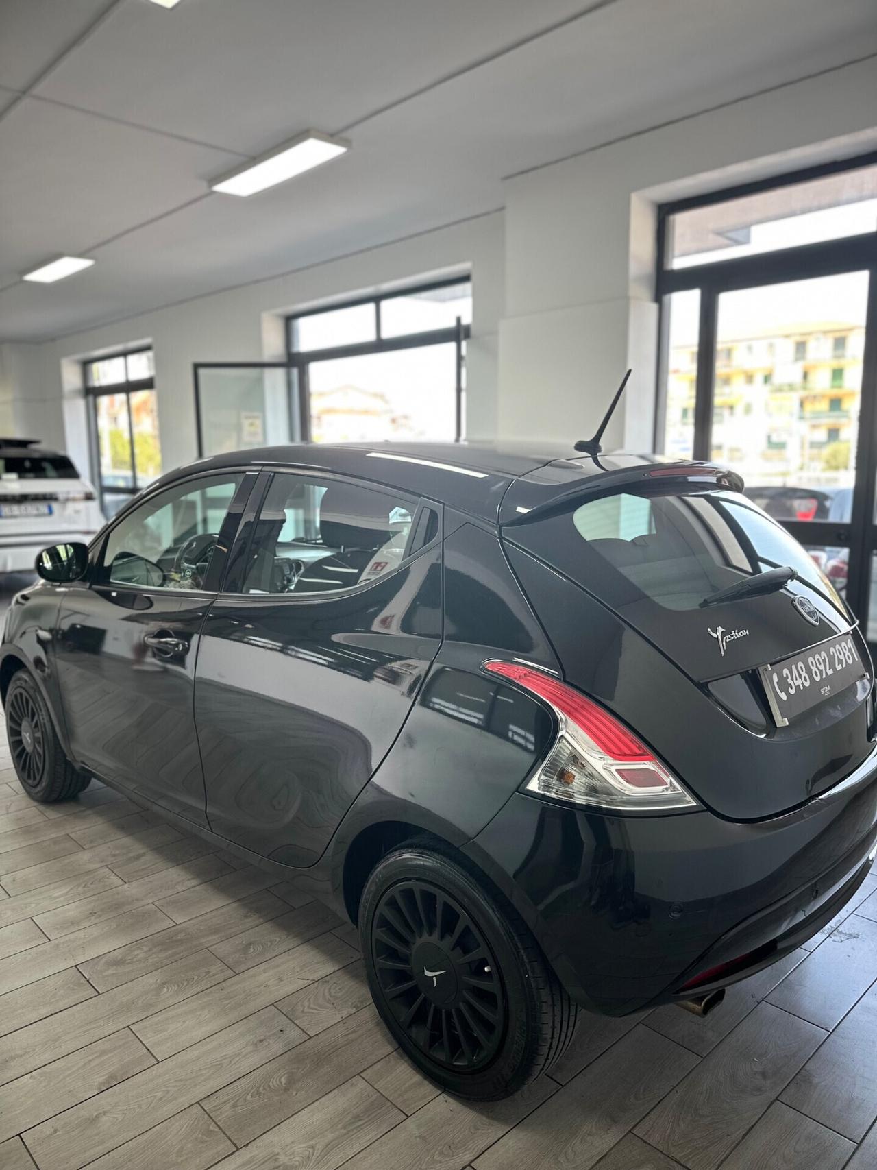 Lancia Ypsilon 1.2 GPL 69 CV 5 porte S&S Platinum