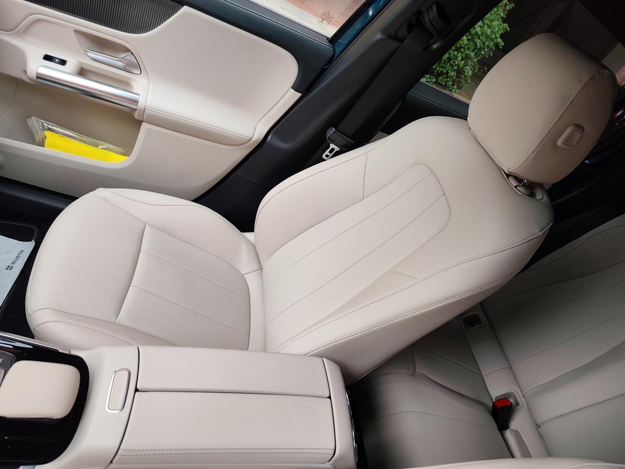 Mercedes-benz GLA 180 GLA 180 d Automatic Premium