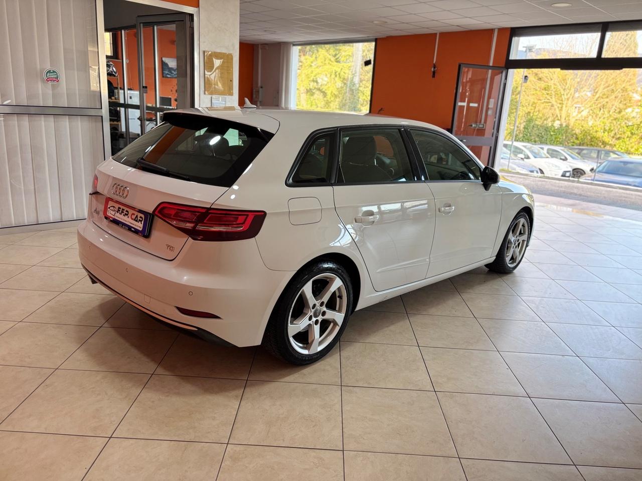 Audi A3 SPB 1.6 TDI 116 CV Sport permute finanziamenti
