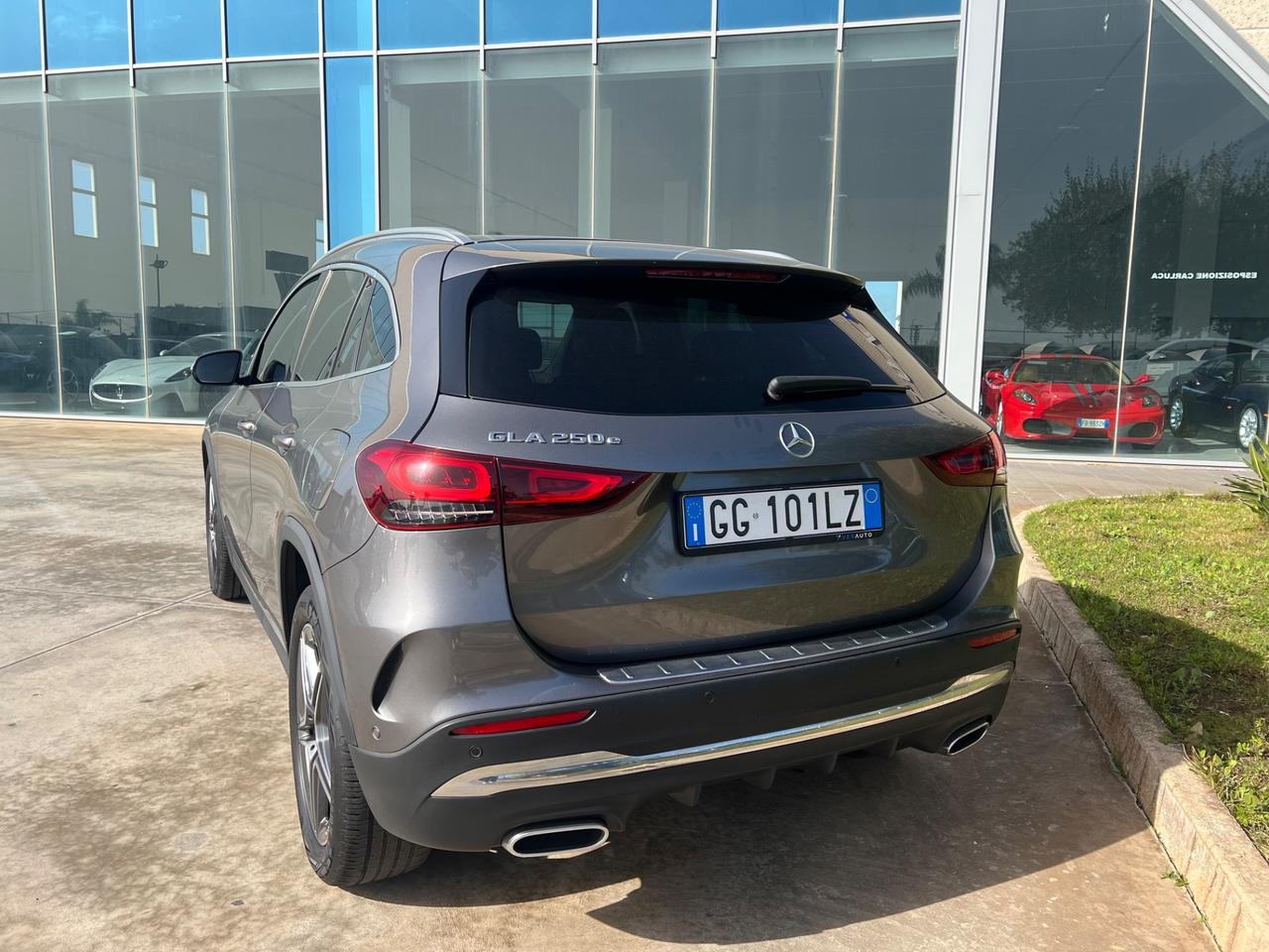 Mercedes-Benz GLA 250 e phev Premium OFFERTA T-STOCK PREZZO IMPERDIBILE
