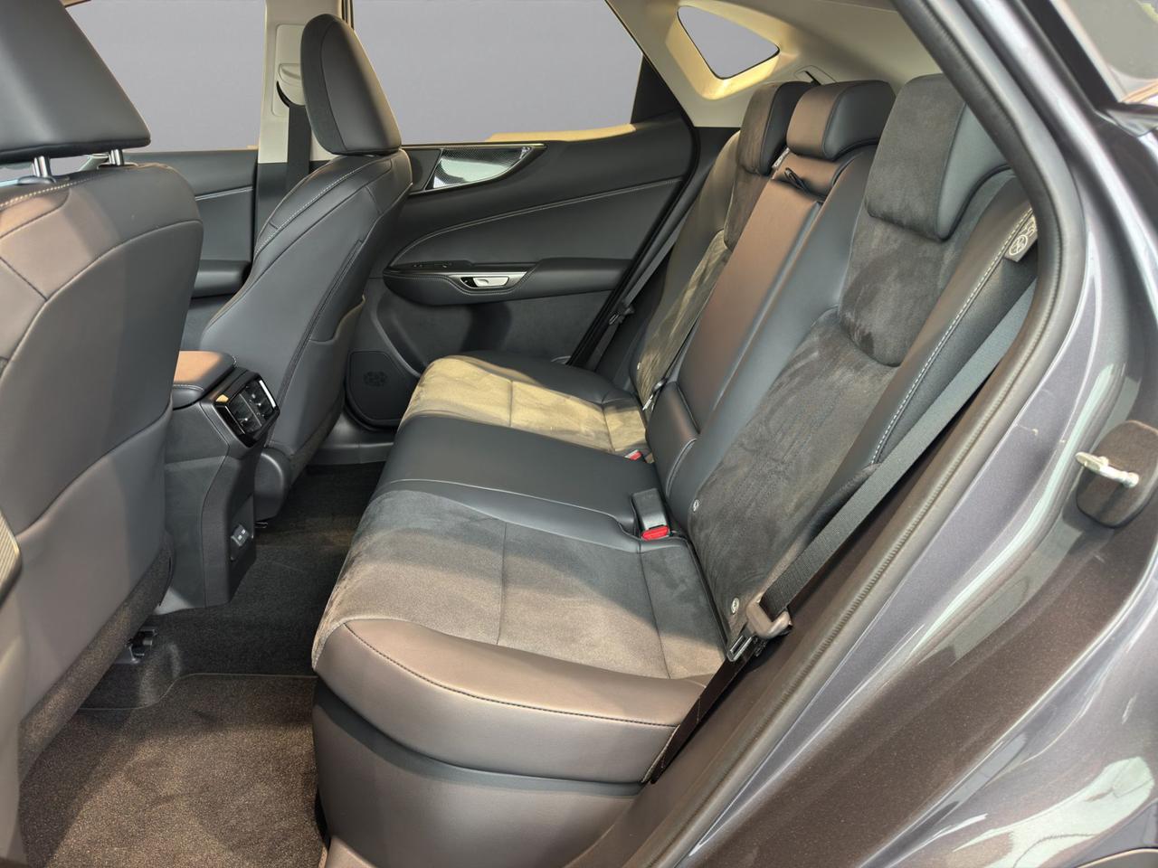 Lexus NX 2.5 Business 4wd 244 cv e-cvt
