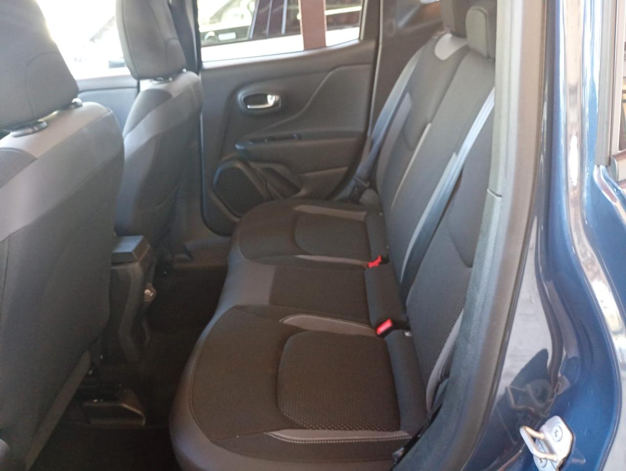 Jeep Renegade 1.5 Turbo T4 MHEV Limited Automatico