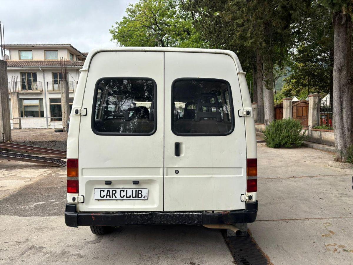 Ford Transit 2.5d 9 posti Classic