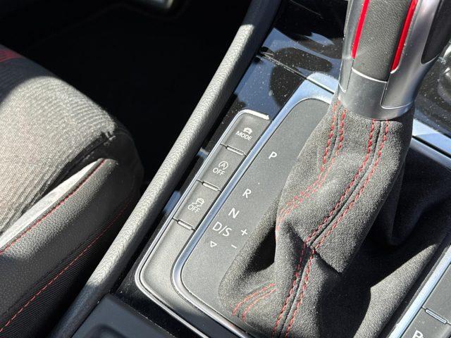 VOLKSWAGEN Golf GTI 2.0 TSI TCR Akrapovic DSG Service VW