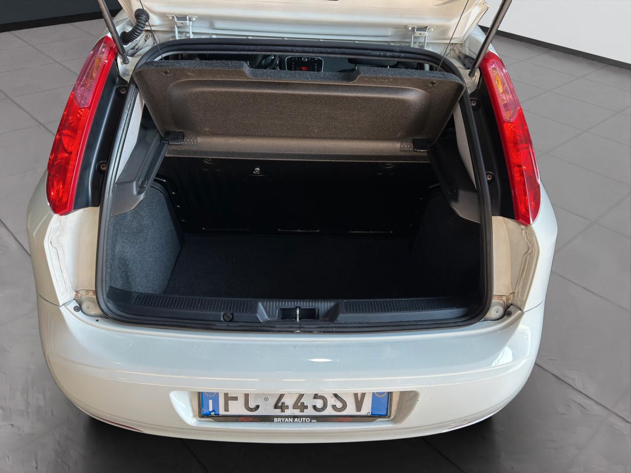 Fiat Punto 1.2 5p Street