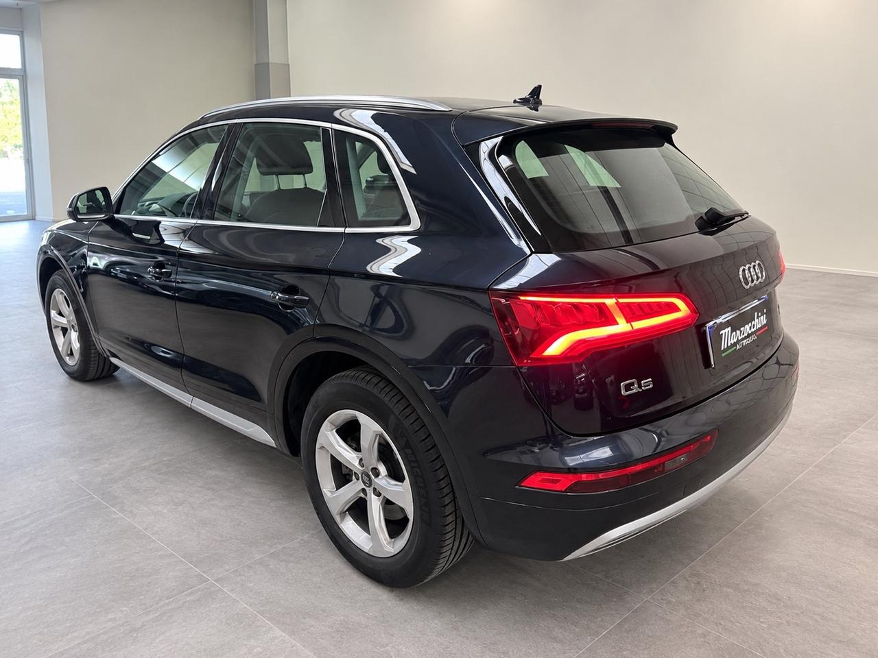 AUDI Q5 2.0 TDI quattro S tronic 92.000 KM