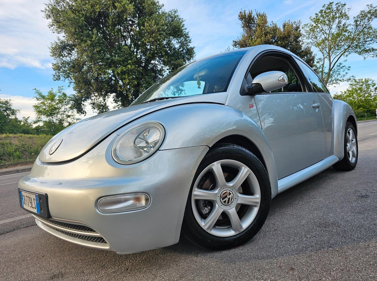 Volkswagen New Beetle 1.9 TDI 101CV