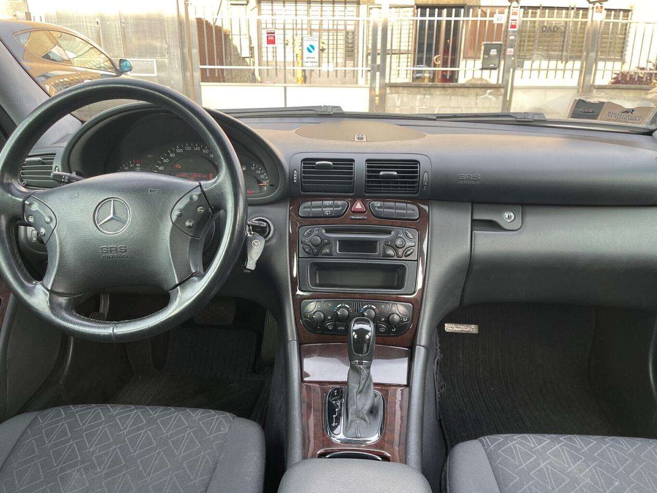 MERCEDES SW 220CDI 105KW UNICO PROP AUTOMATICO