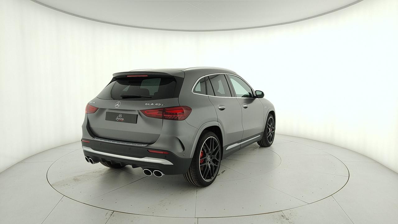 Mercedes-Benz Mercedes-AMG GLA 45 S 4MATIC