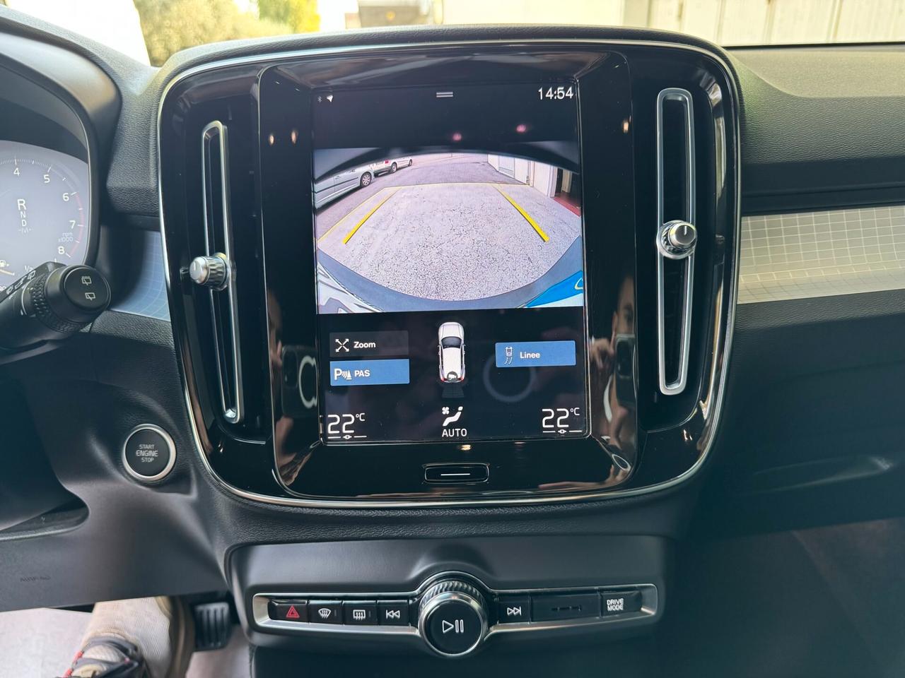 Volvo XC40 1.5 T2 Core GEARTRONIC UNIPROPR GARAN24