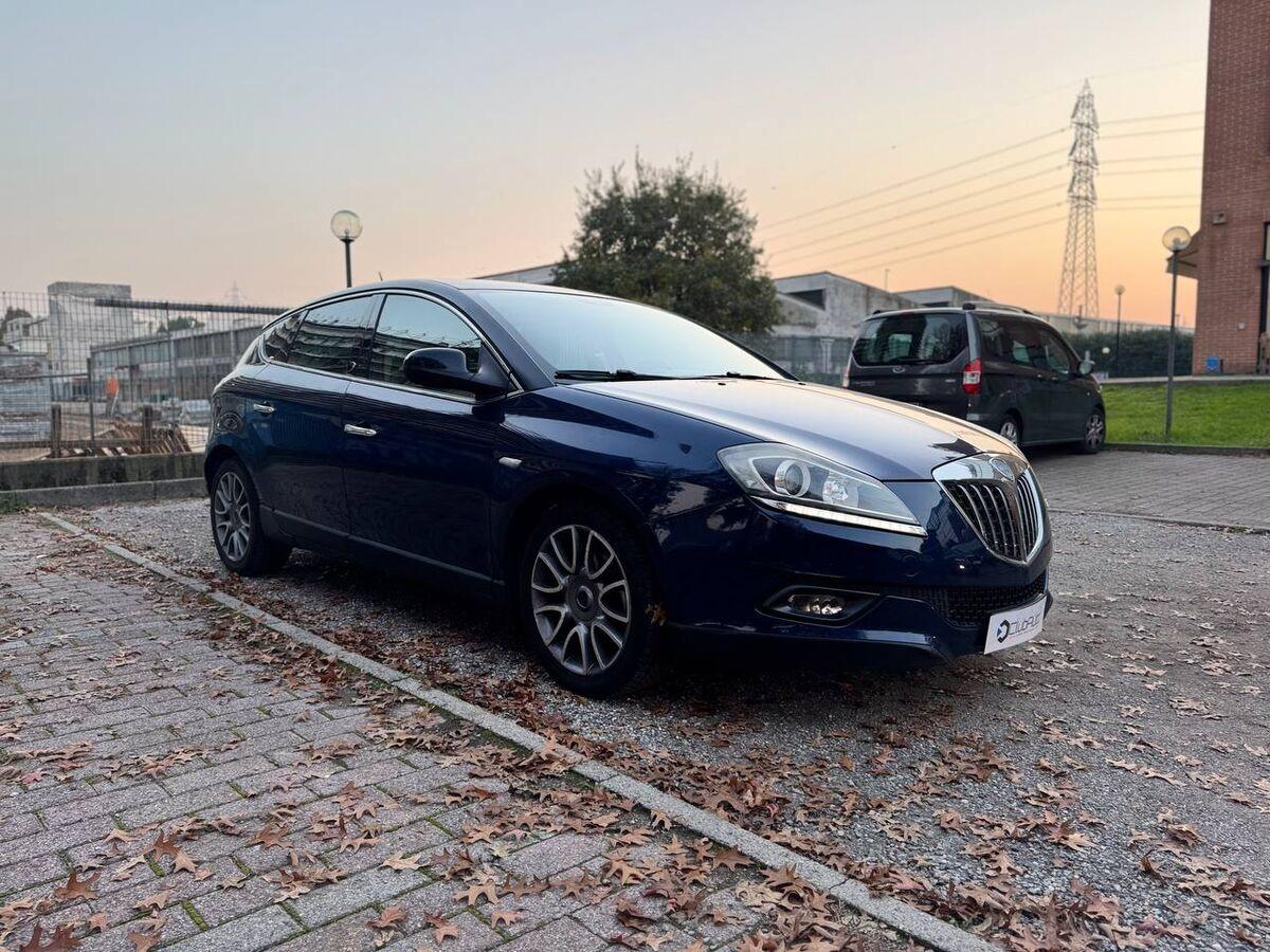 Lancia Delta 1.4 tjt Platino ecochic Gpl 120cv