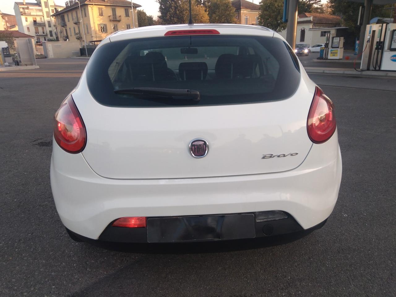 Fiat Bravo 1.6 MJT 120 CV DPF Dynamic x neopatentati