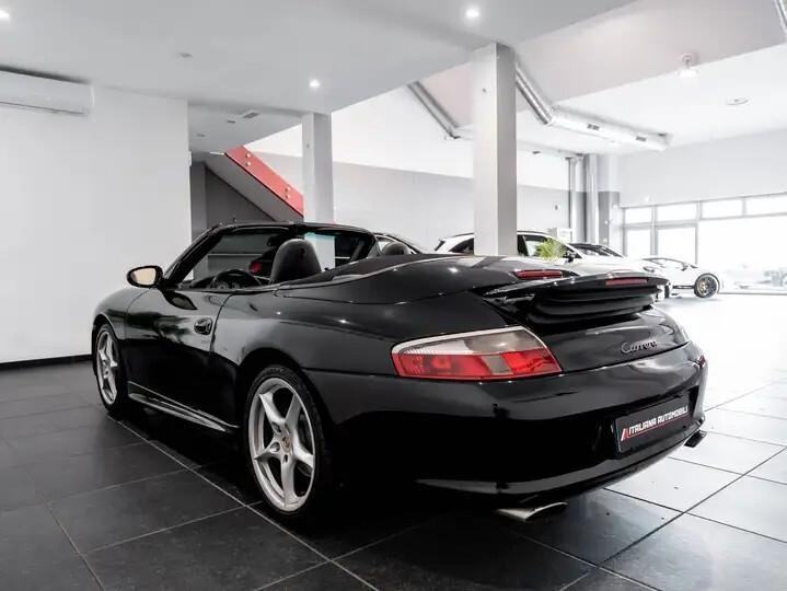 Porsche 911 Carrera 4S cat Coupé