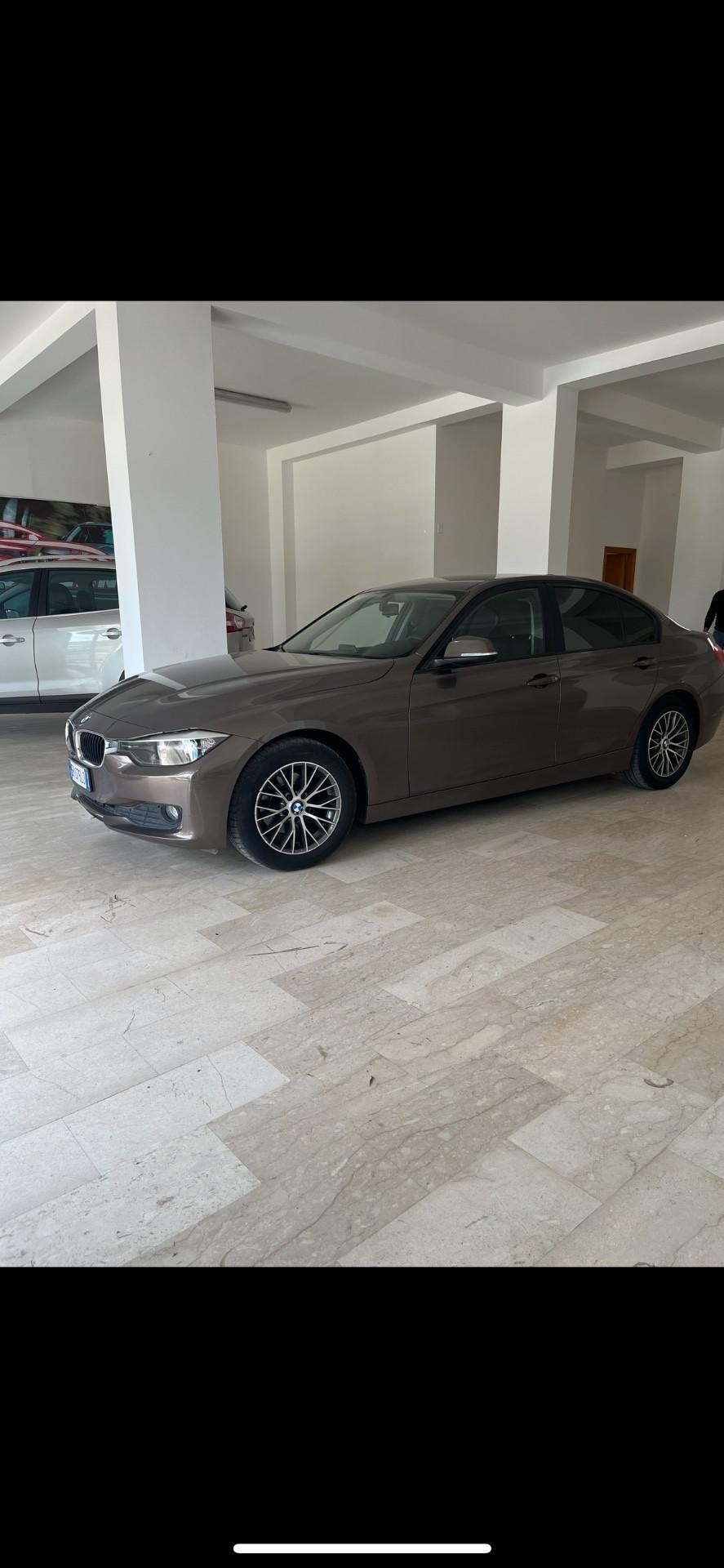 BMW 320