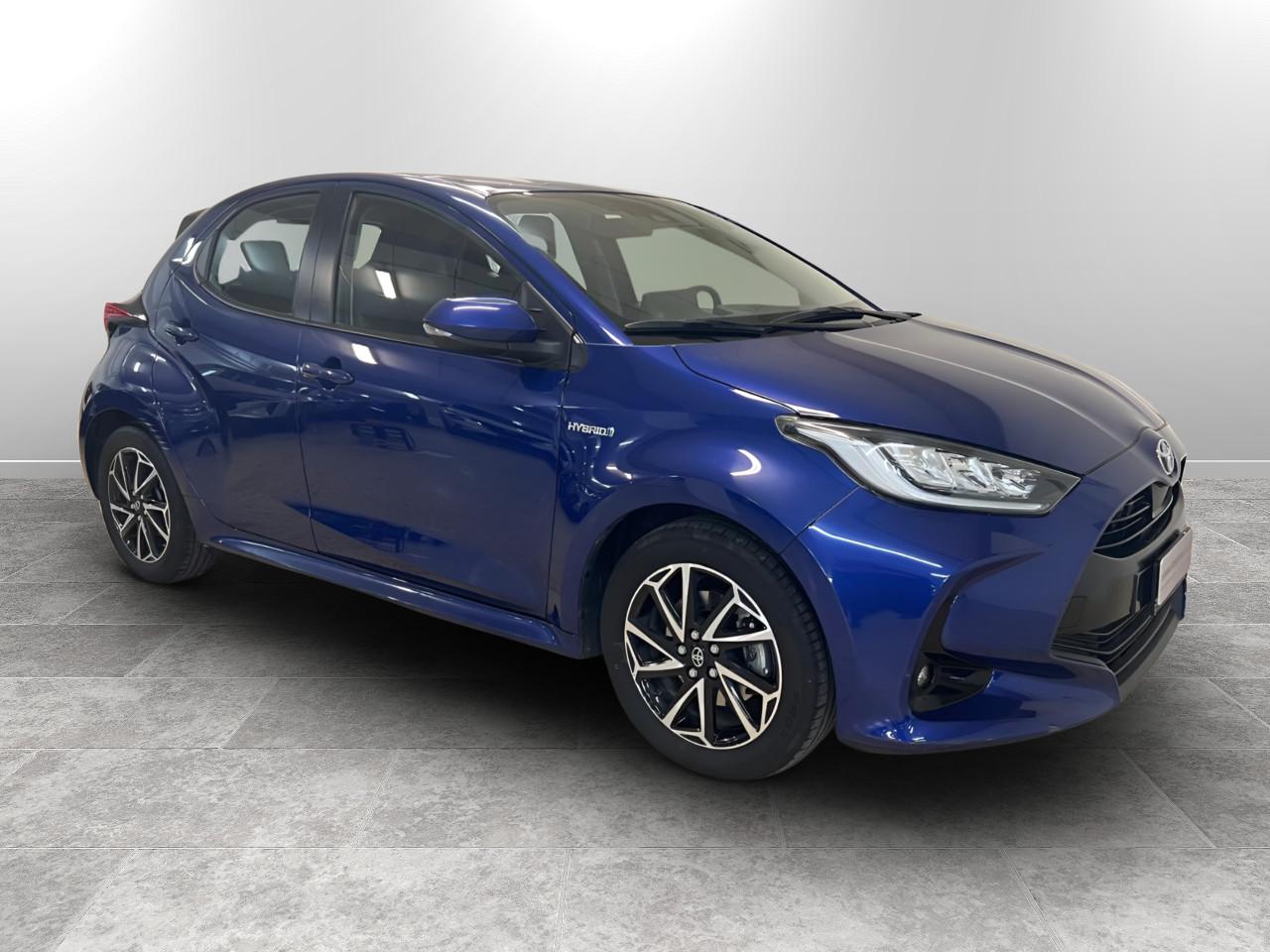 TOYOTA Yaris 1.5h Trend
