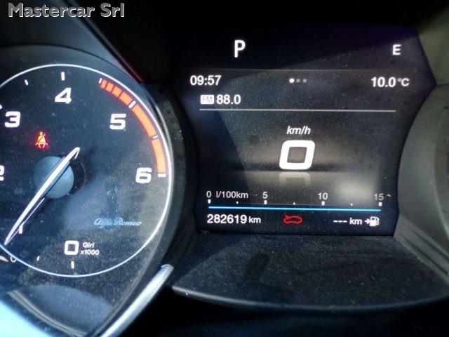 ALFA ROMEO Giulia 2.2 t Executive Q4 190cv awd auto my19 - FV695SZ