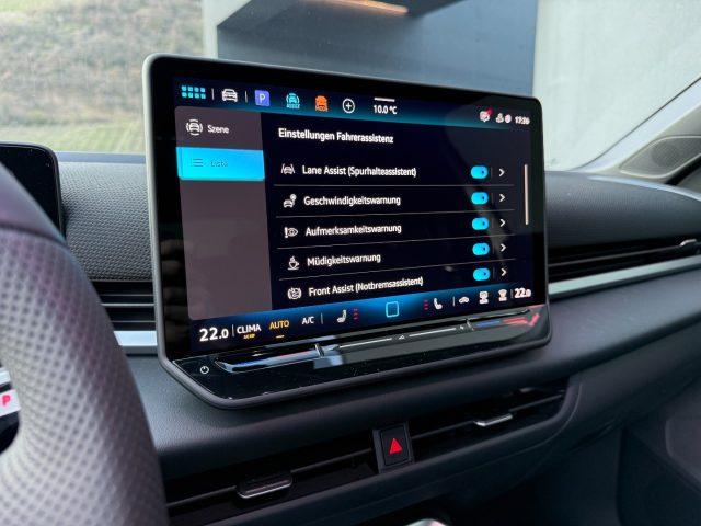 VOLKSWAGEN T-Roc Nuova 1.5 eTSI DSG R-Line GANCIO Black Style LED