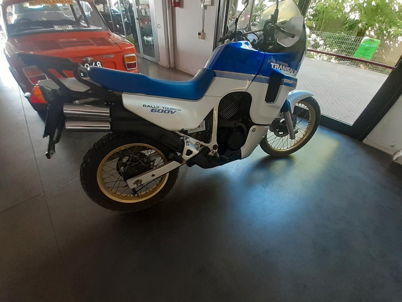Honda Transalp 600