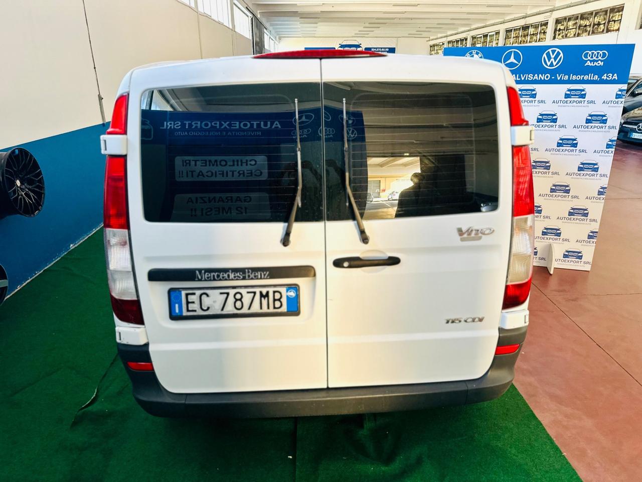 Mercedes-benz Vito Mercedes compact 2010