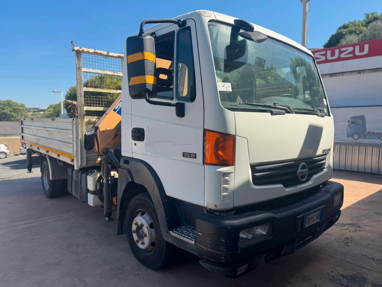 Nissan Atleon TK95.19 GRU COPMA E CASSONE FISSO