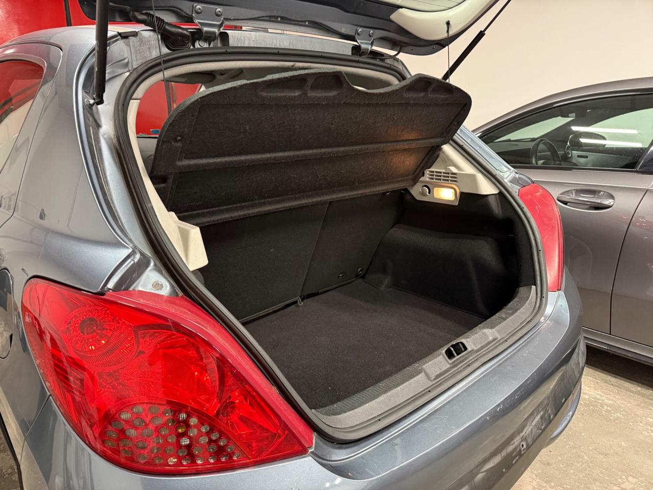 PEUGEOT 207 1.4 88CV 5p. XT NEOPATENTATI SOLI 79 MILA KM