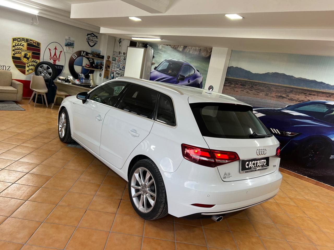 Audi A3 1.6 tdi 110cv