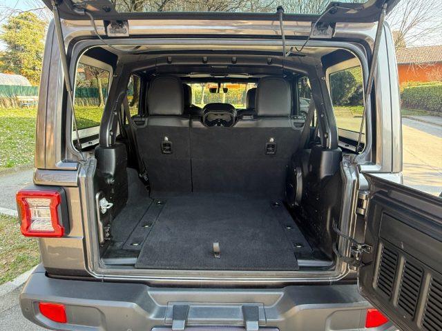 JEEP Wrangler Unlimited 2.2 Mjt II Sahara iva esposta