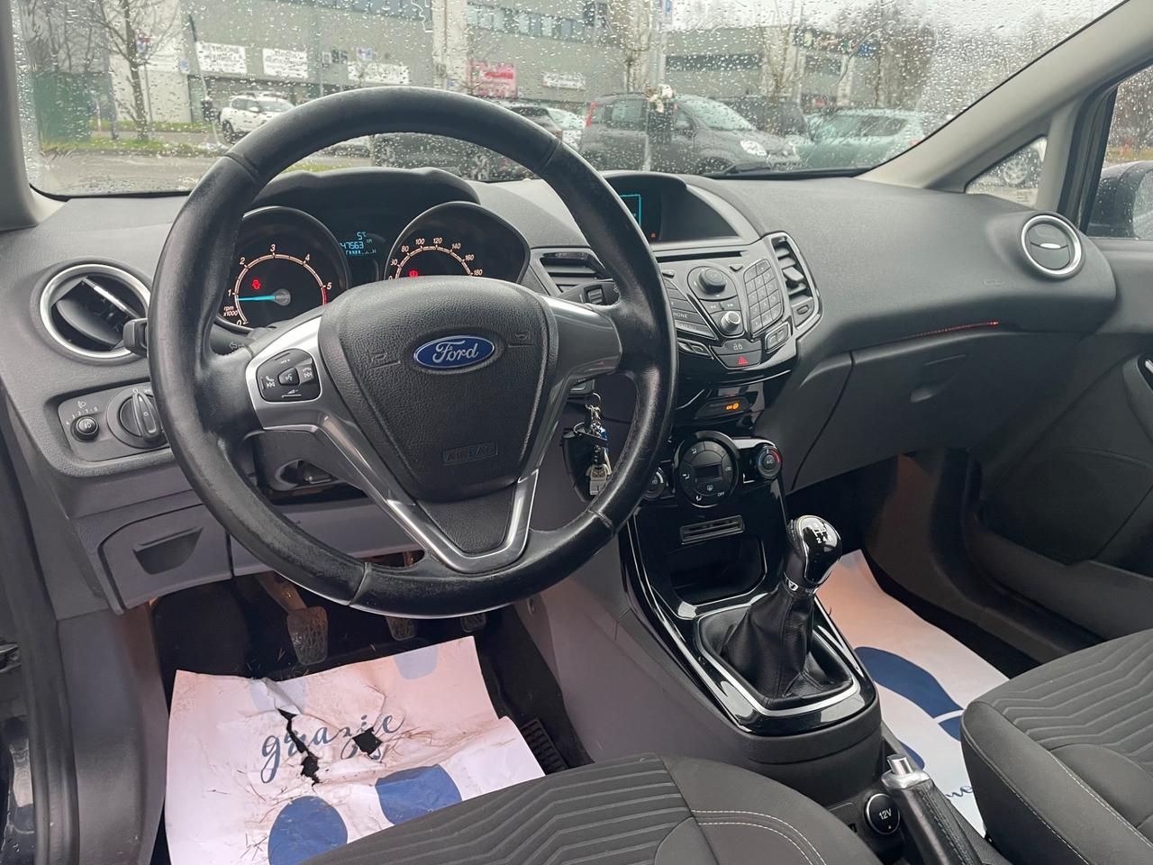 Ford Fiesta 1.5 TDCi 75CV 5 porte Titanium*Nepatentati*Cerchi*