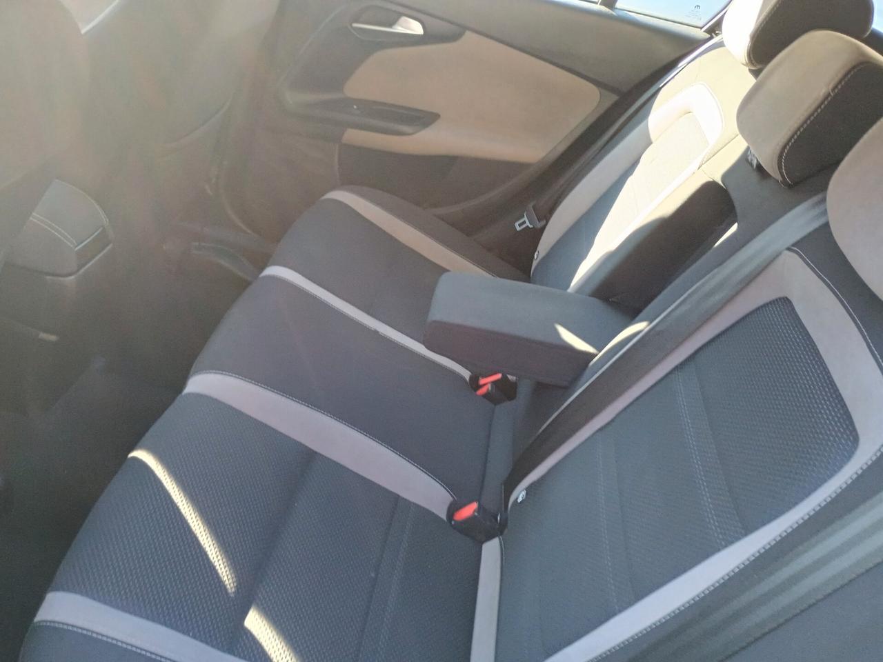 Fiat Tipo 1.6 Mjt S&S SW Lounge