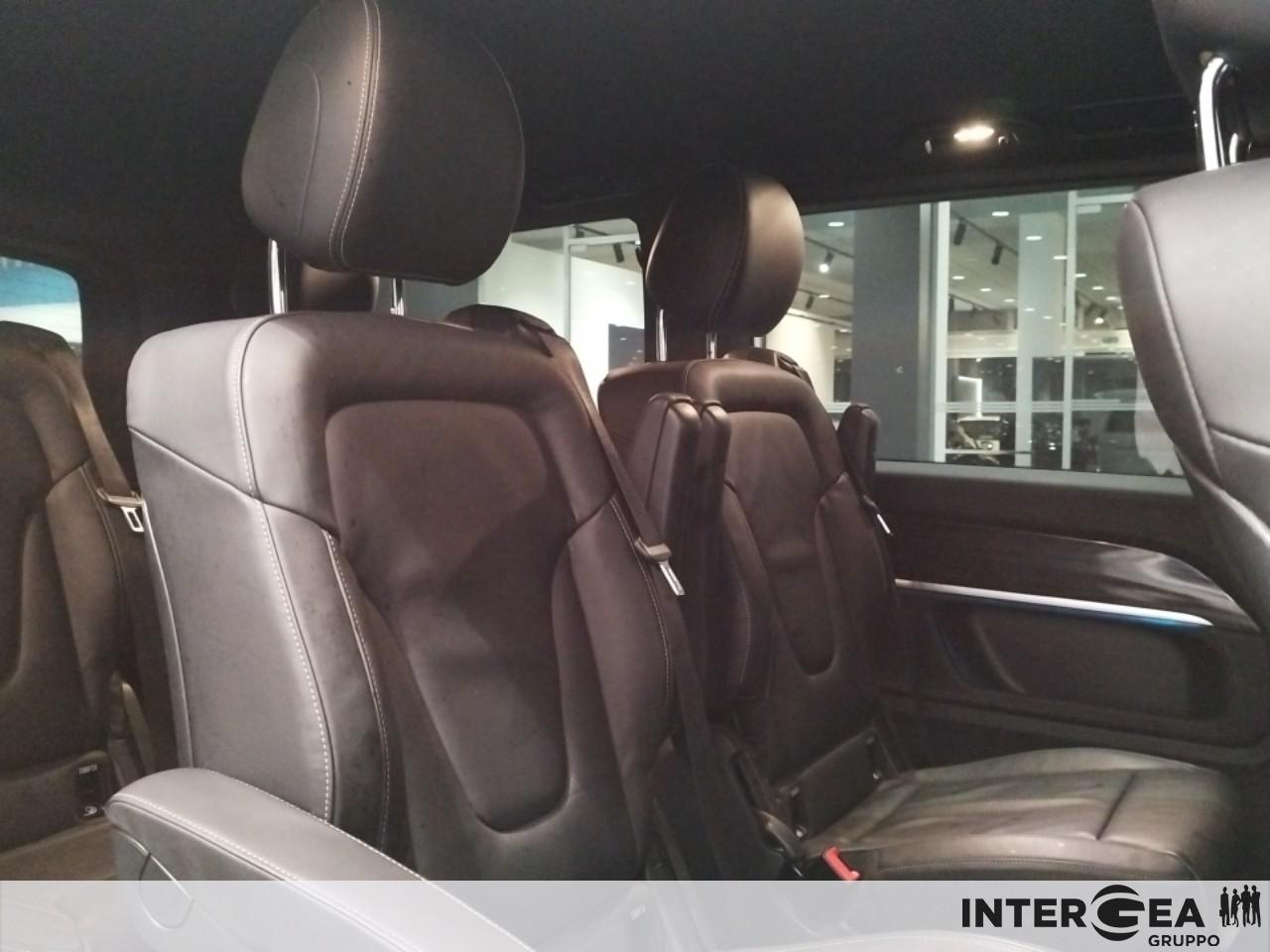 Mercedes-Benz V Long 250 d Sport Business 4matic auto