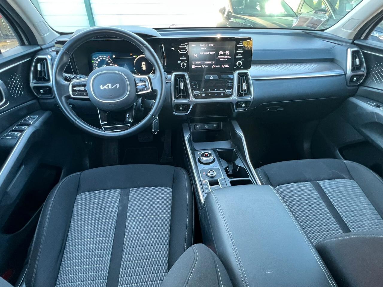 Kia Sorento 1.6 T-GDi PHEV AT6 4WD Business