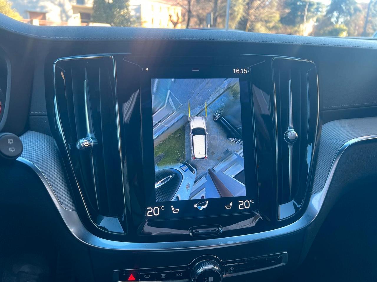 VOLVO V60 B4 GEARTRONIC R-DESING