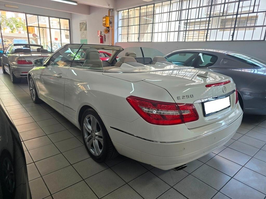 Mercedes-benz E 250 CGI Cabrio BlueEFFICIENCY Avantgarde BOOK SERVICE
