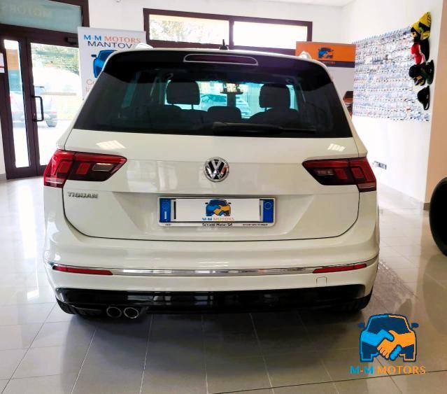 VOLKSWAGEN Tiguan 1.6 TDI SCR Sport BlueMotion Technology
